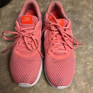 Pink/ Coral Nike SB size 9 women’s